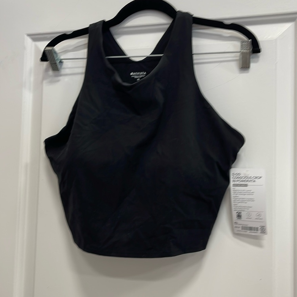 Athletes, black, conscious crop in powervita tank for D-DD, never worn